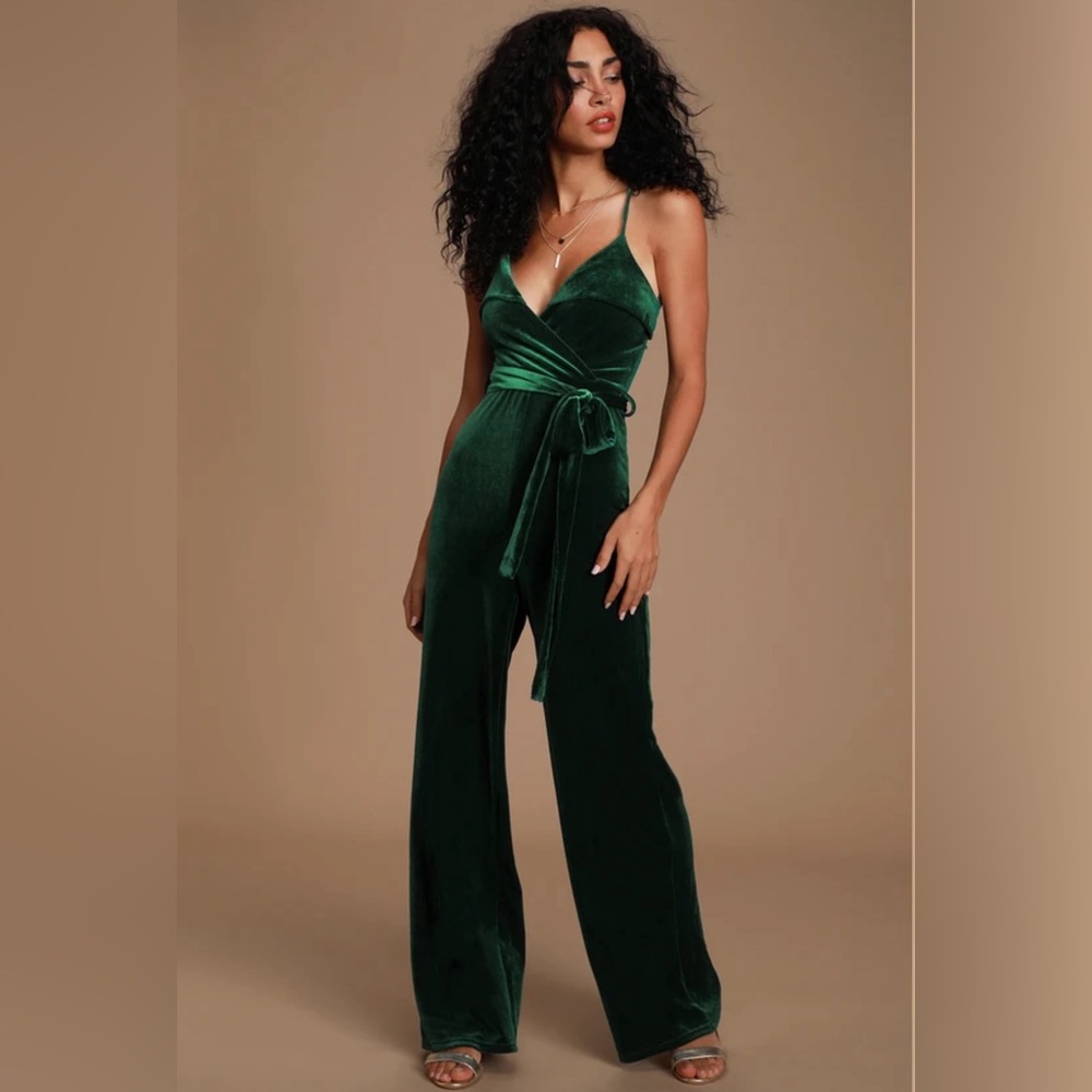 Lulu’s Forest Green Velvet Sleeveless Wide-Leg Jumpsuit, sz Large NWT